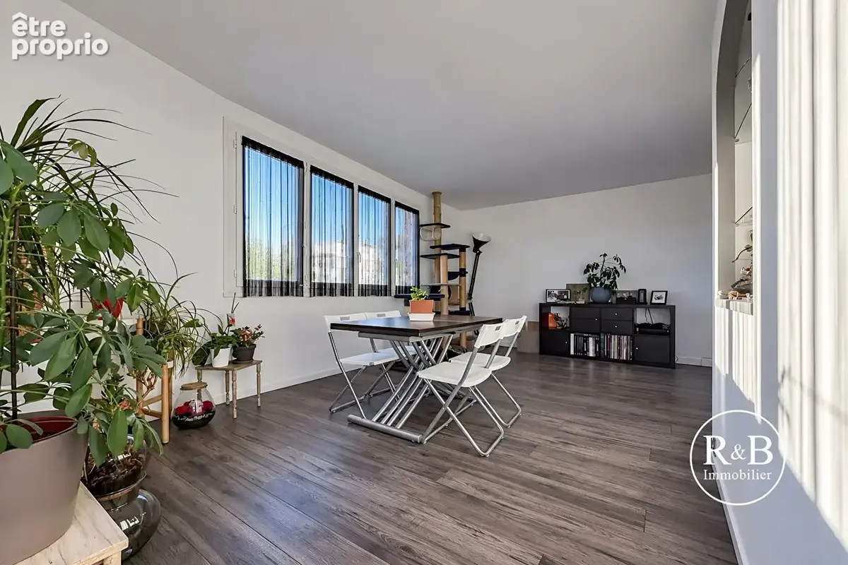 Appartement Les Clayes Sous Bois 5 pièce(s) 83 m2 - photo 4