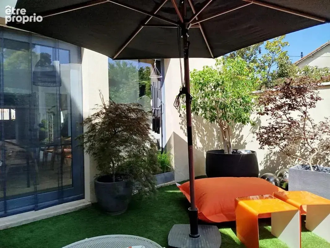 Sublime Maison d'architecte Saint Maximin La Sainte Baume 190 m2 avec terrasse et garage - photo 3