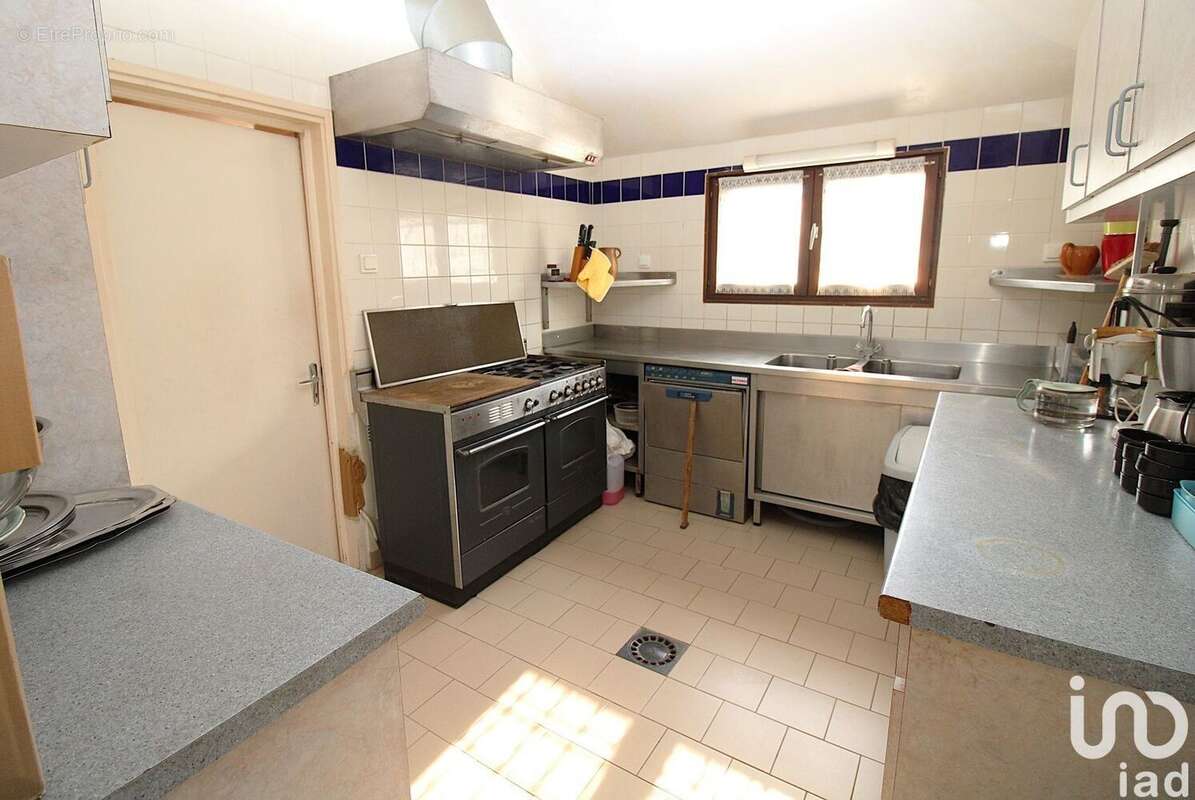 Photo 5 - Commerce à VILLERMAIN