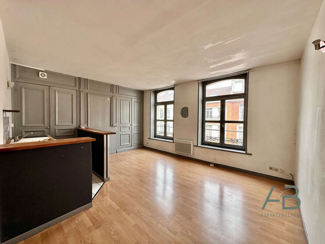 Appartement 38 m² à Lille  - photo 2