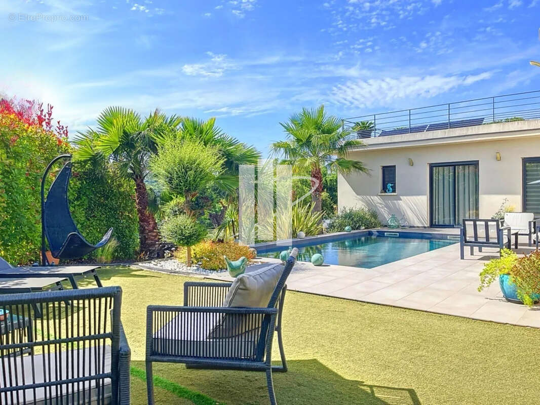  Villa contemporaine 5 pièces de 172m2 piscine, garage   Calme absolu, proche plage et centre  - photo 6