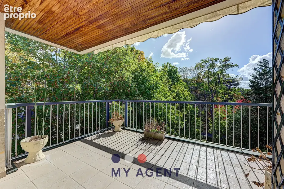 190 m² au dernier étage + 90 m² de terrasse - un bien rare à maisons-laffitte - photo 2
