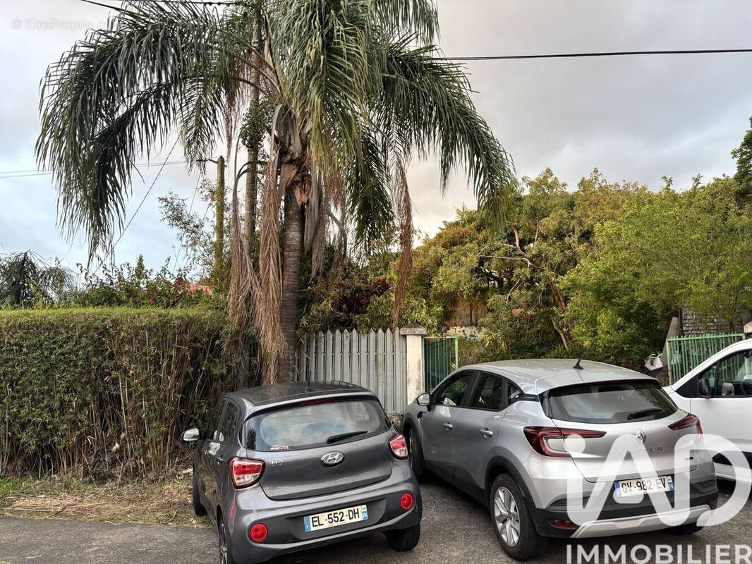 Photo 1 - Terrain à LE TAMPON