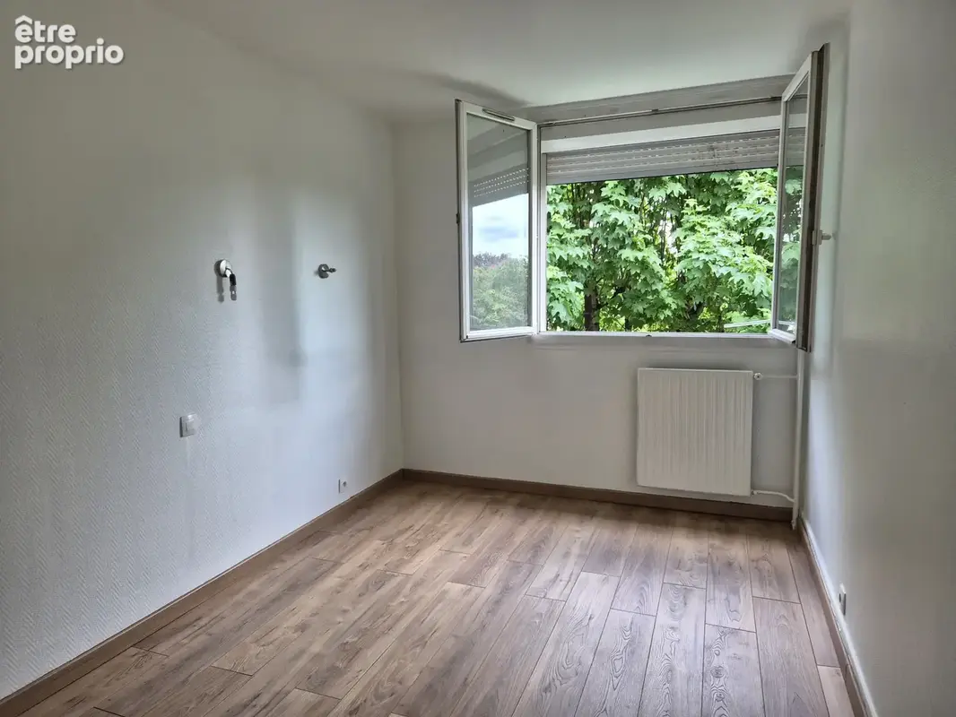 À vendre   Appartement T3 de 72 m2 avec balcon et bureau à Villepinte - photo 4
