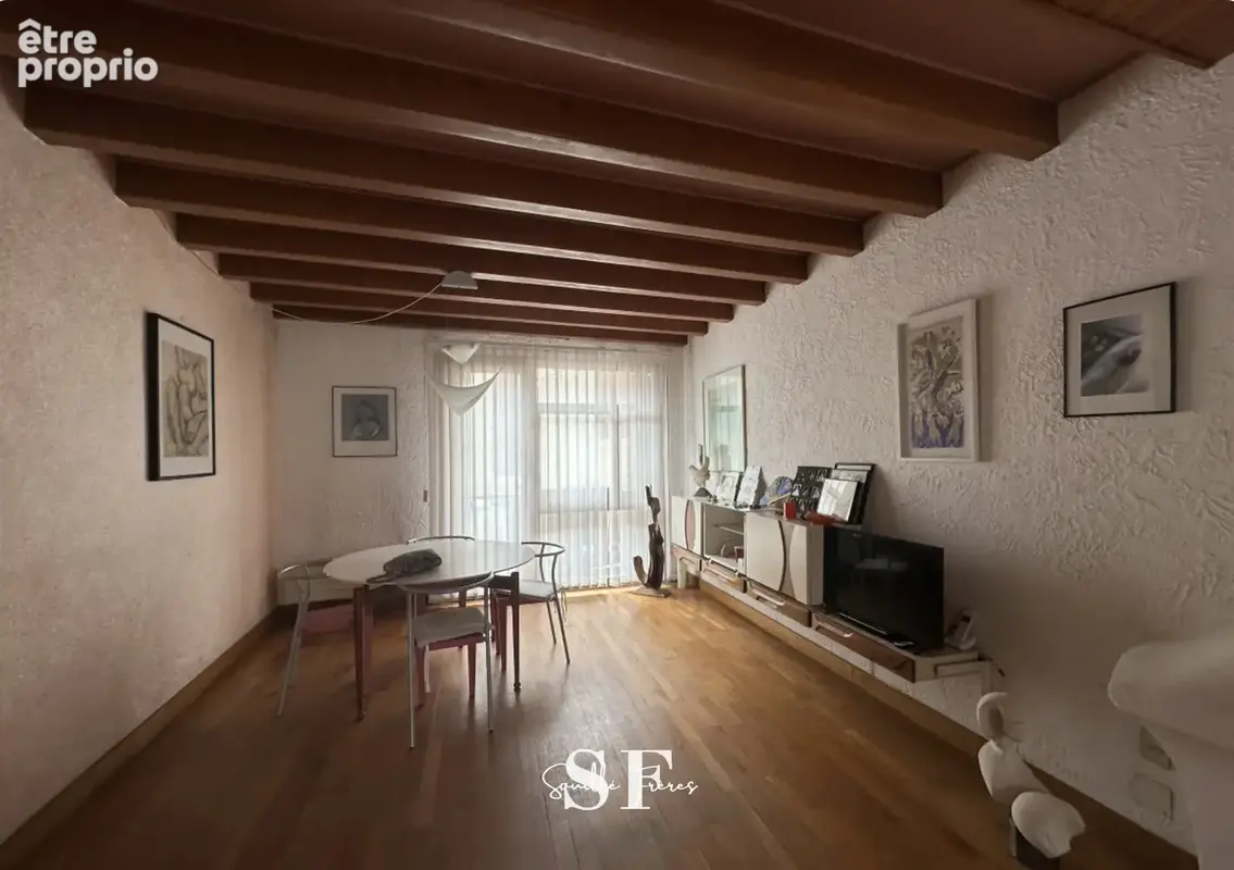 RIVE GAUCHE - Maison de village avec garage et cour proche commodités - photo 7