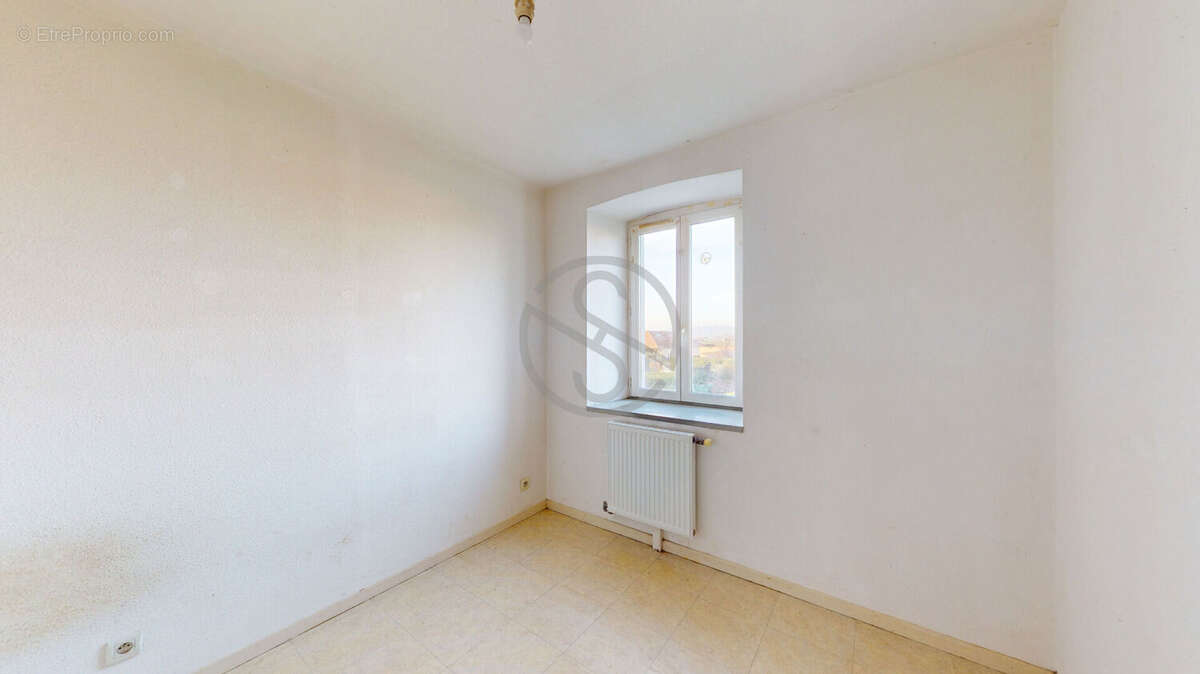 Appartement La Cote Saint Andre 3 pièces de 54 m2 - photo 3