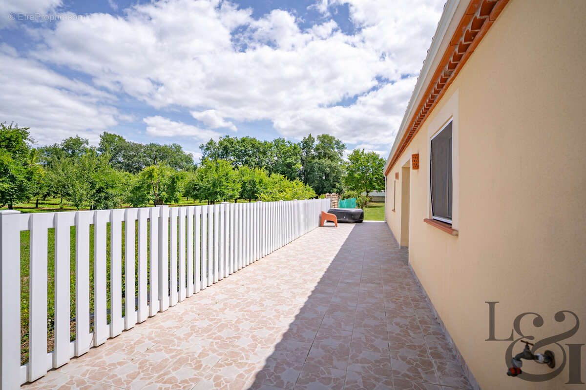 Maison de plain-pied à Sainte-Livrade-sur-Lot (Lot-et-Garonne, 47 ) - photo 15