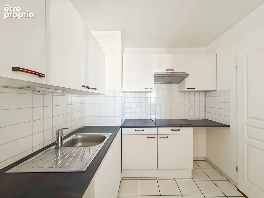 Boulogne Silly-Gallieni  Studio 34 m²  9e étage   Vue panoramique  Balcon - photo 10