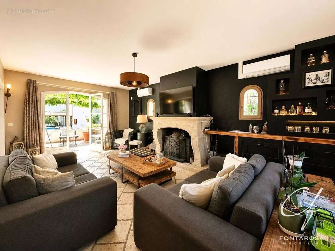 Villa d’Exception au Muy ! Piscine, Pool House & Prestations Haut de Gamme - photo 3