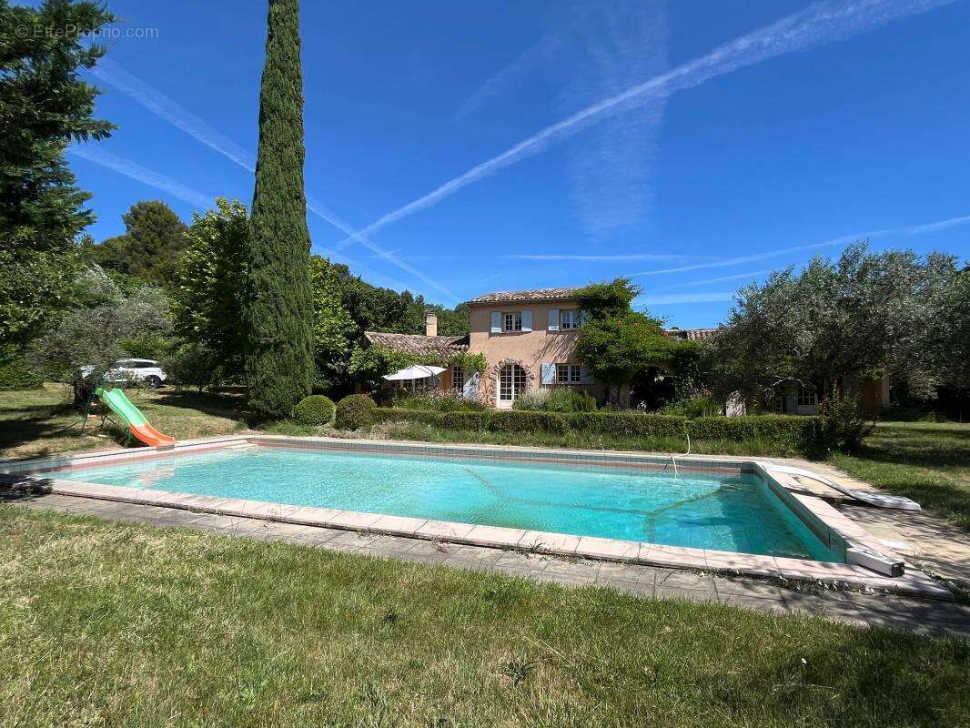 Maison à VAISON-LA-ROMAINE