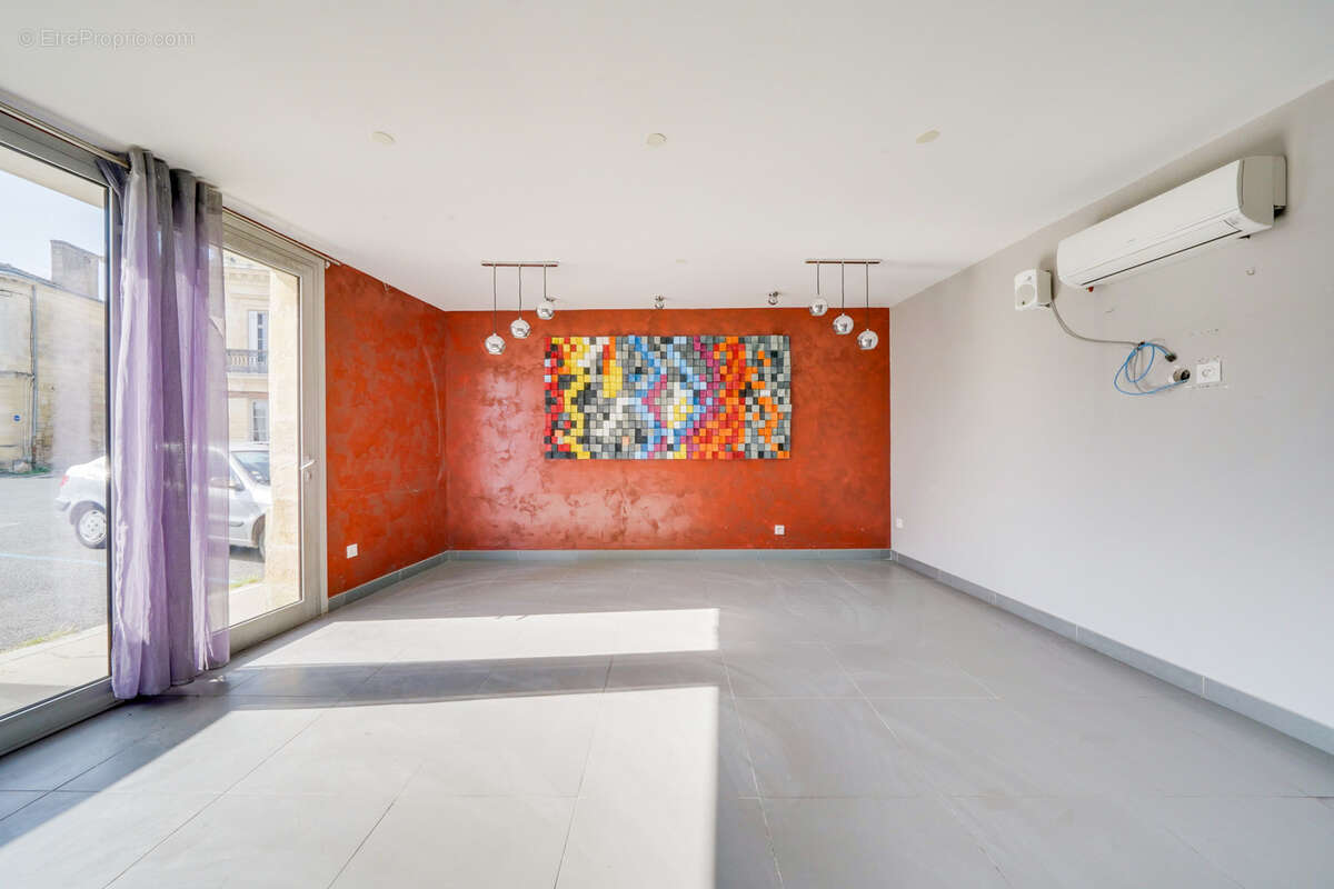 Appartement à AMBARES-ET-LAGRAVE