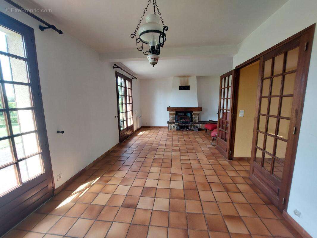 Maison à BEAUBRAY