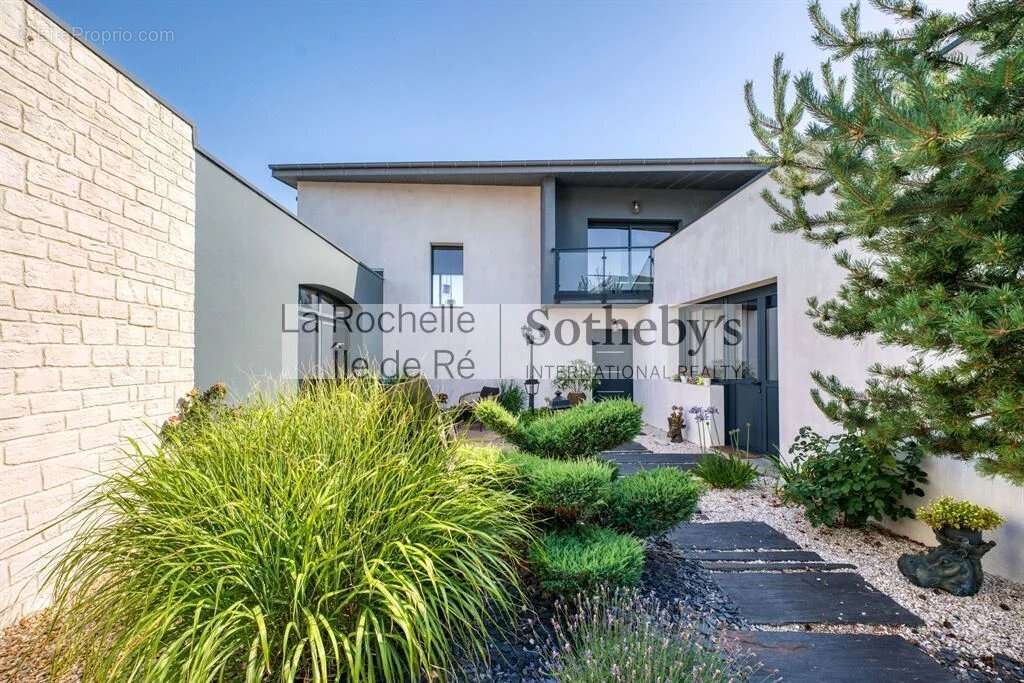 Villa contemporaine de 360 m2 - photo 3