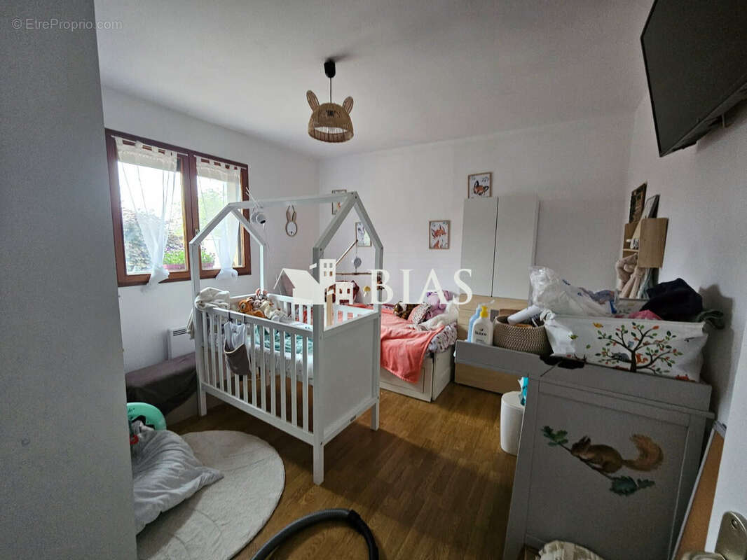 Maison à SAINTE-COLOMBE-LA-COMMANDERIE