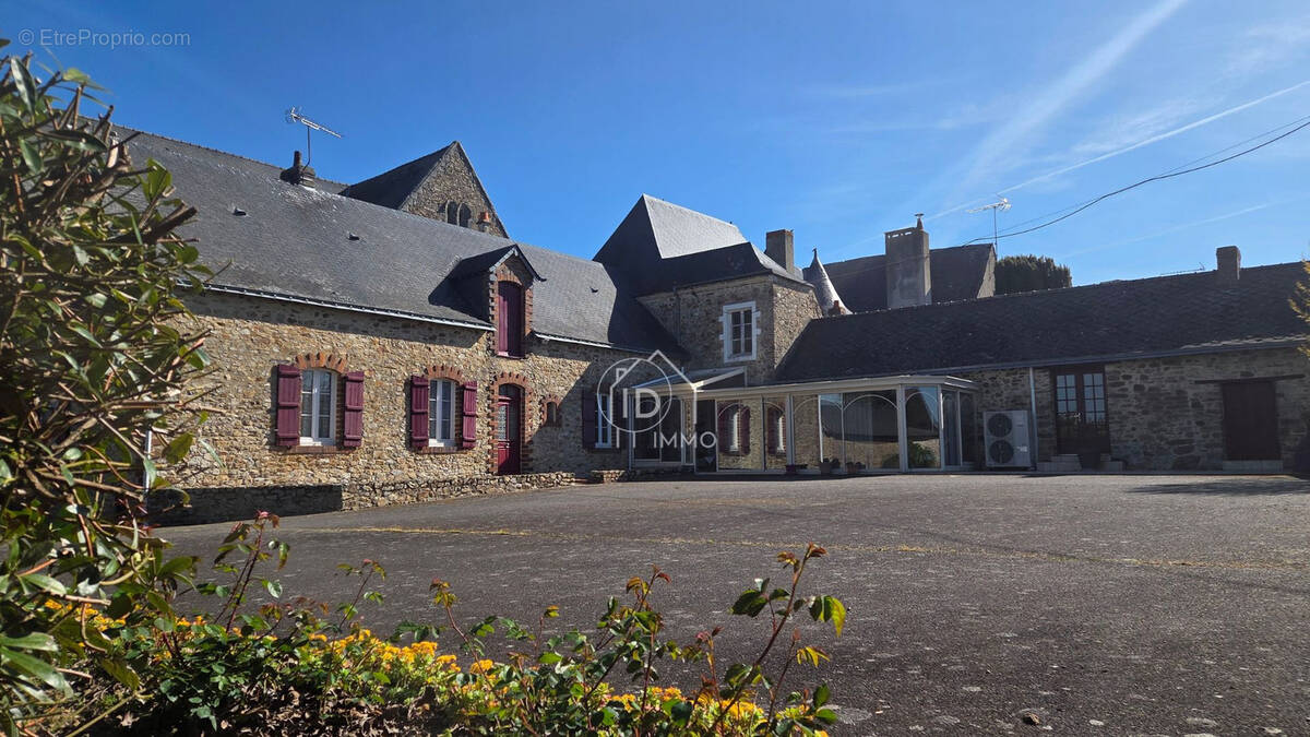 Maison à SEGRE