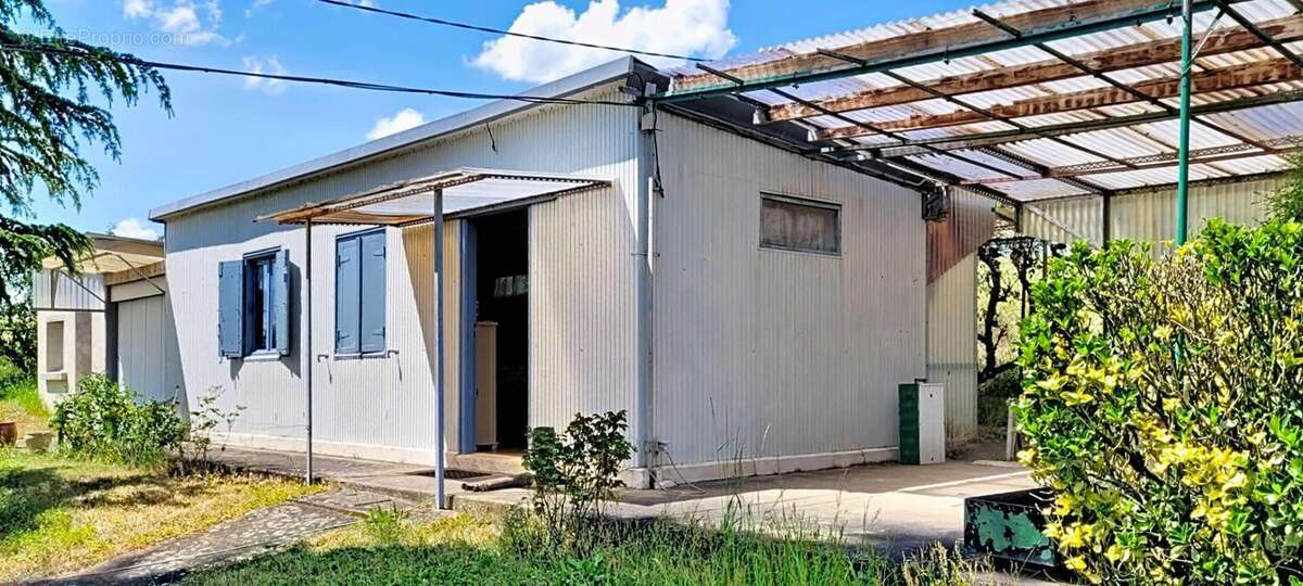 Maison de villegiature a renover - photo 12