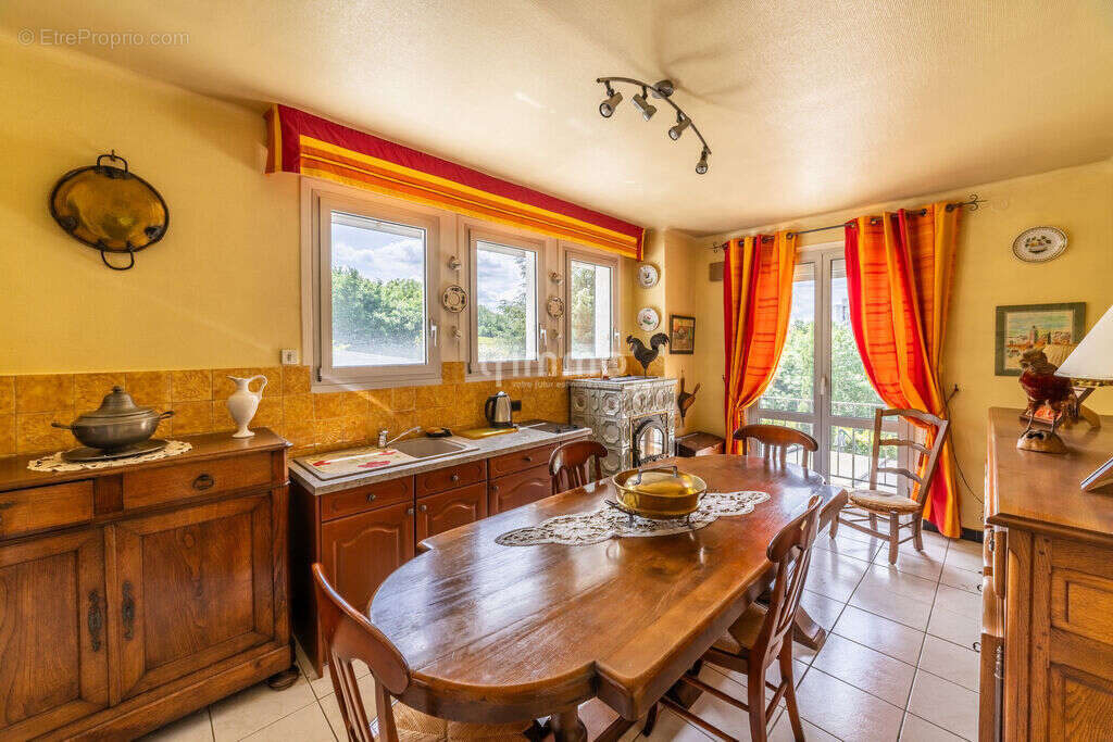 Maison à CHATEAU-SALINS