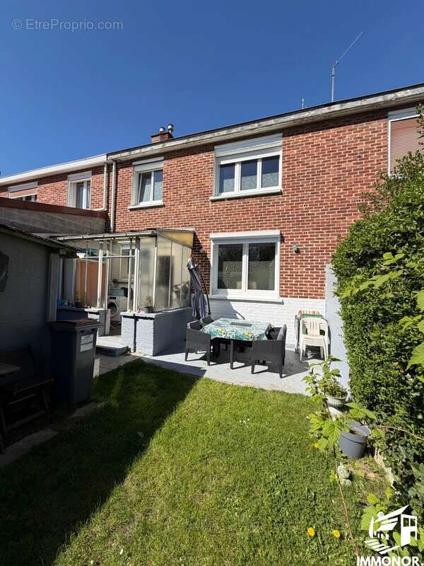 Maison à FACHES-THUMESNIL