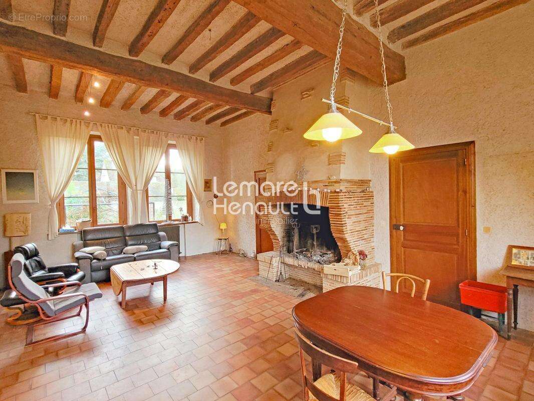 Maison à GARNAY