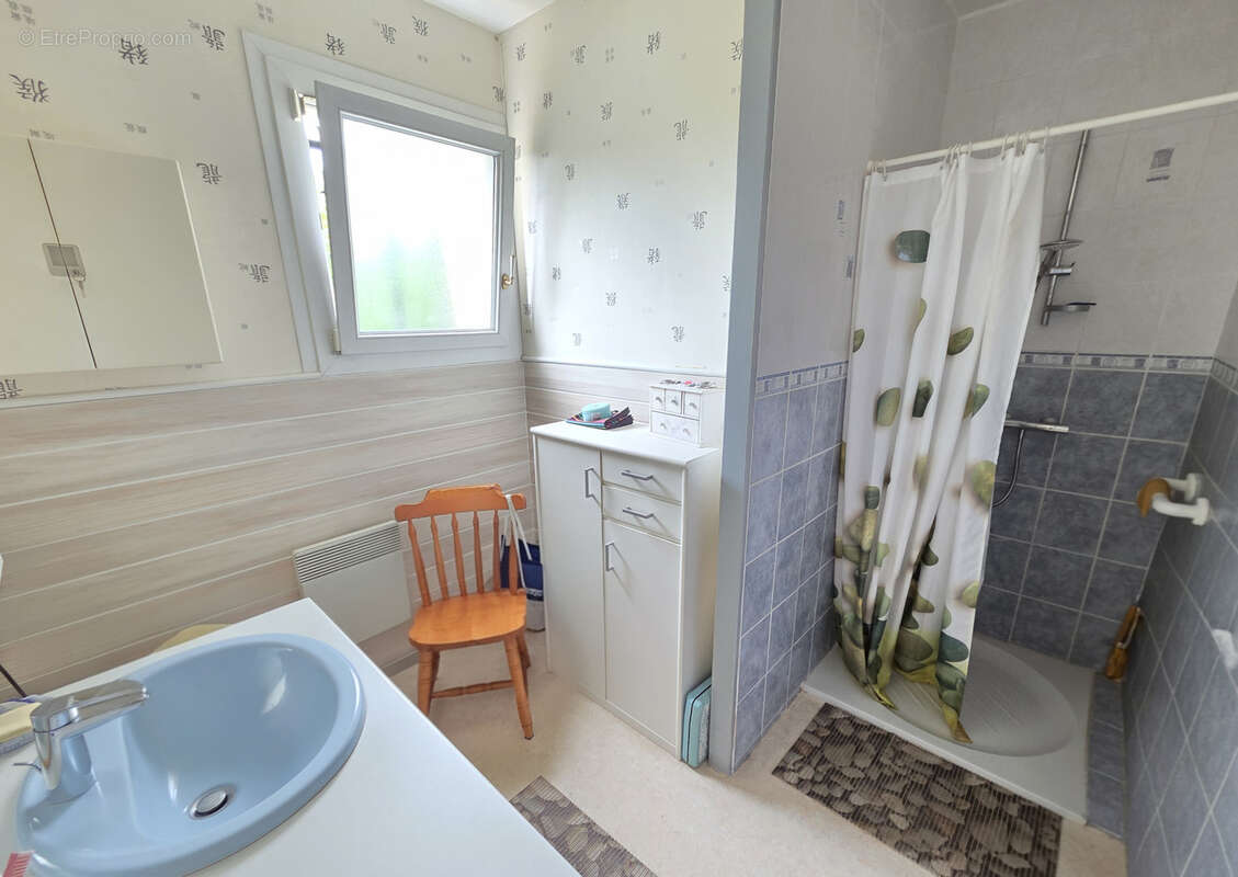 Maison à AVERMES