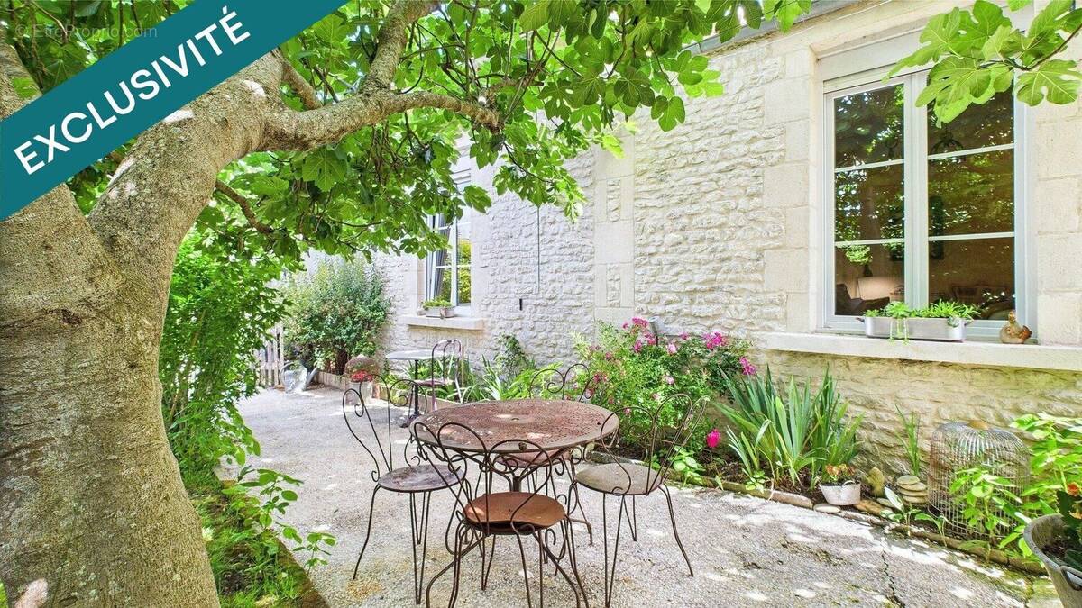 Photo 1 - Maison à TONNAY-CHARENTE