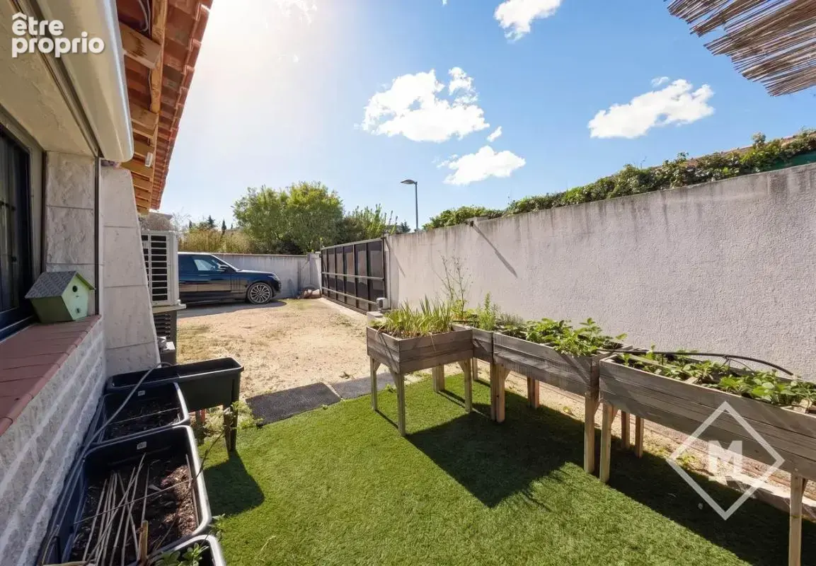 Vend Maison T5-6 calme sans vis à vis jardin piscine garage - photo 22