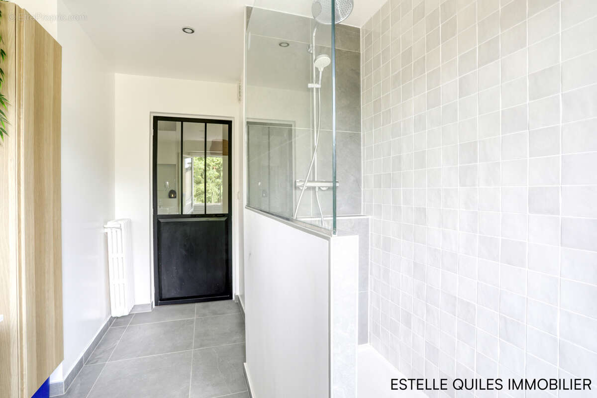 Appartement à VERSAILLES
