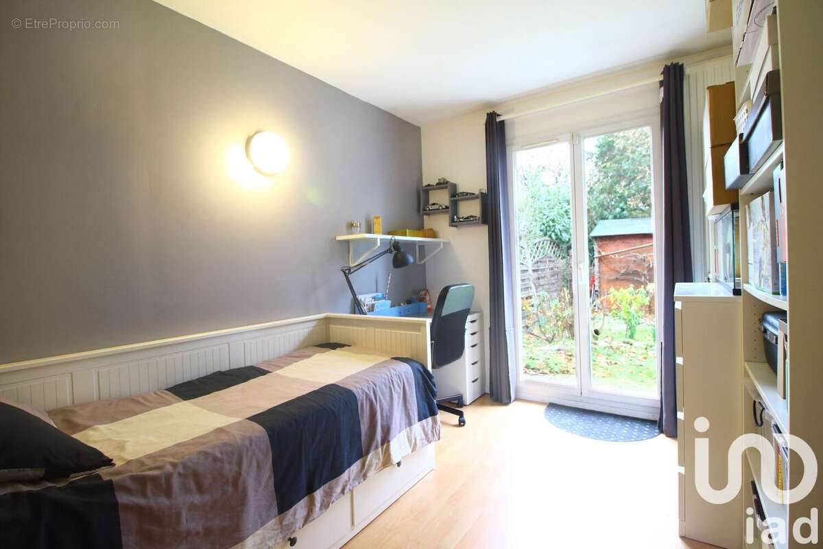 Photo 5 - Maison à VOISINS-LE-BRETONNEUX