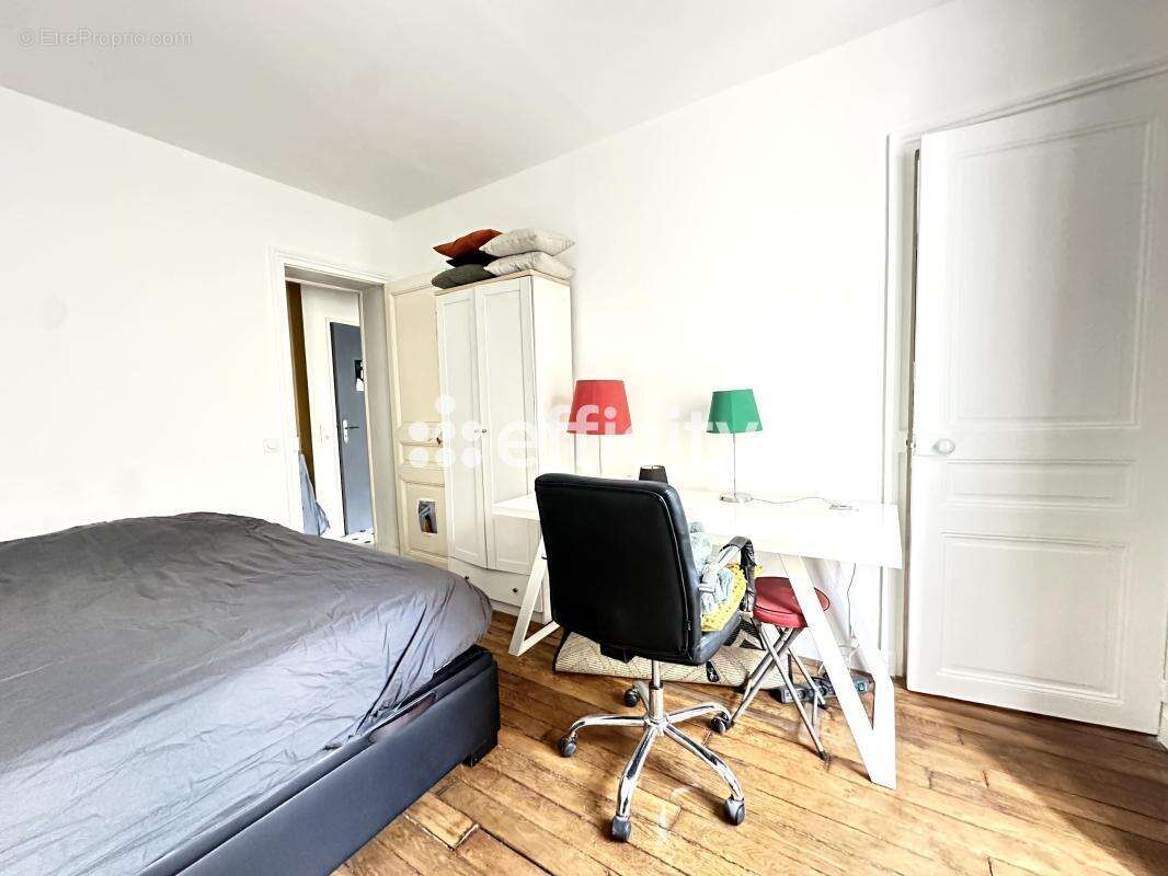 Appartement à PARIS-19E