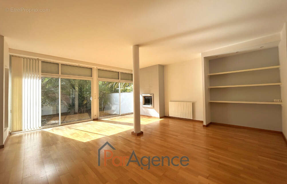 Maison à SAINT-PALAIS-SUR-MER