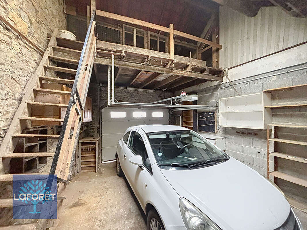 Maison à CHATILLON-EN-VENDELAIS