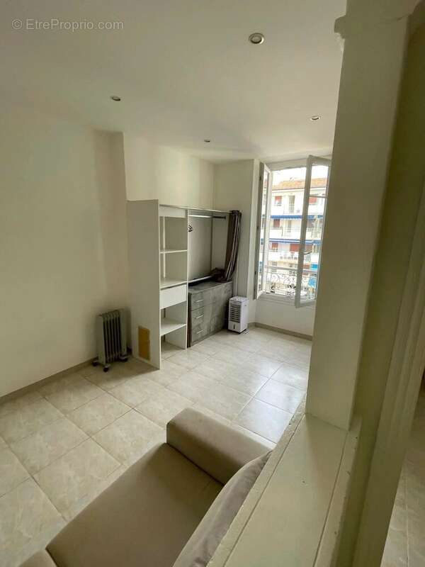 Achat / vente Appartement rue d'Antibes - photo 3