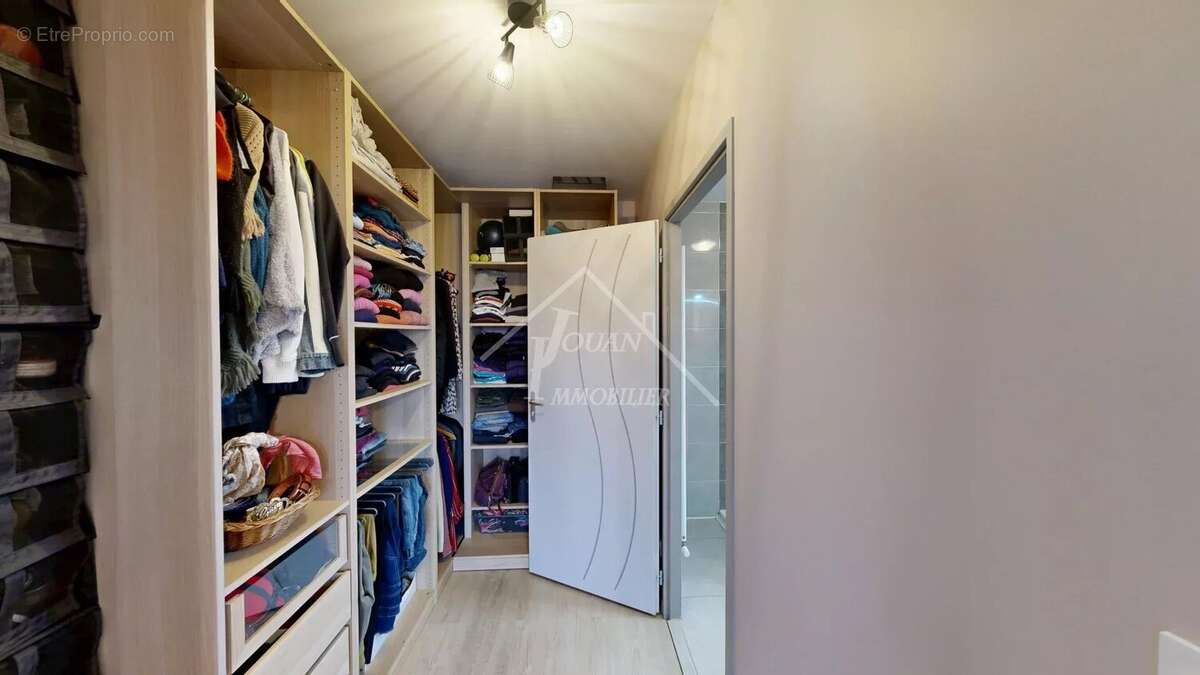 Maison à BROUT-VERNET