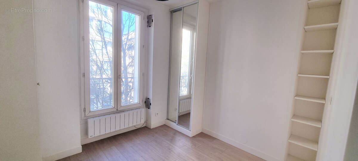 Appartement à PARIS-18E