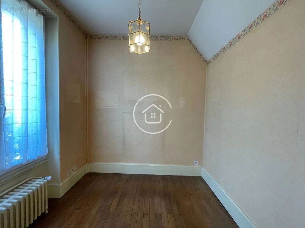 RARE - Maison de ville avec jardin  - Proche centre-ville - photo 7