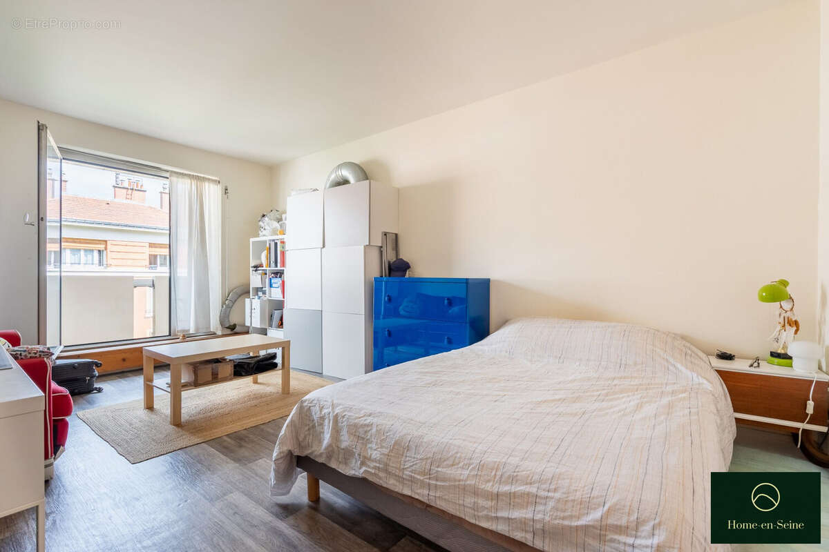 Appartement à PARIS-12E