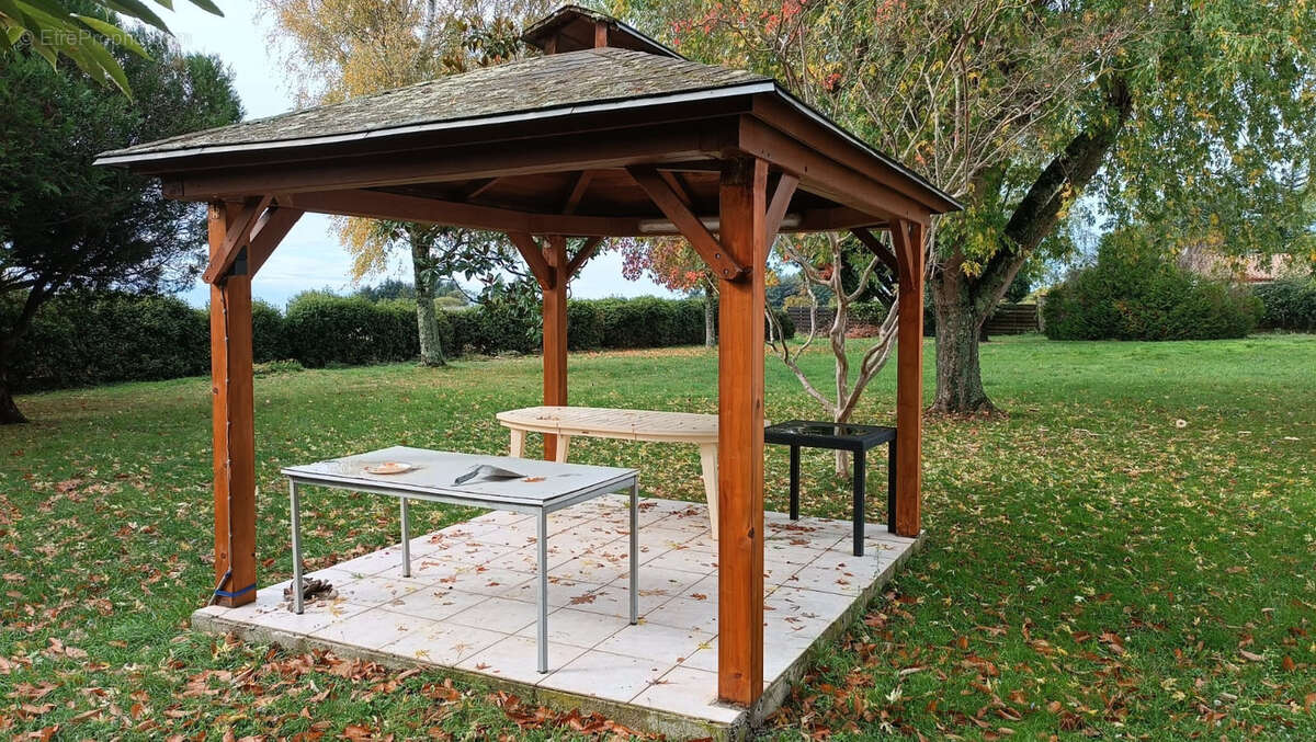 Maison à CUXAC-CABARDES