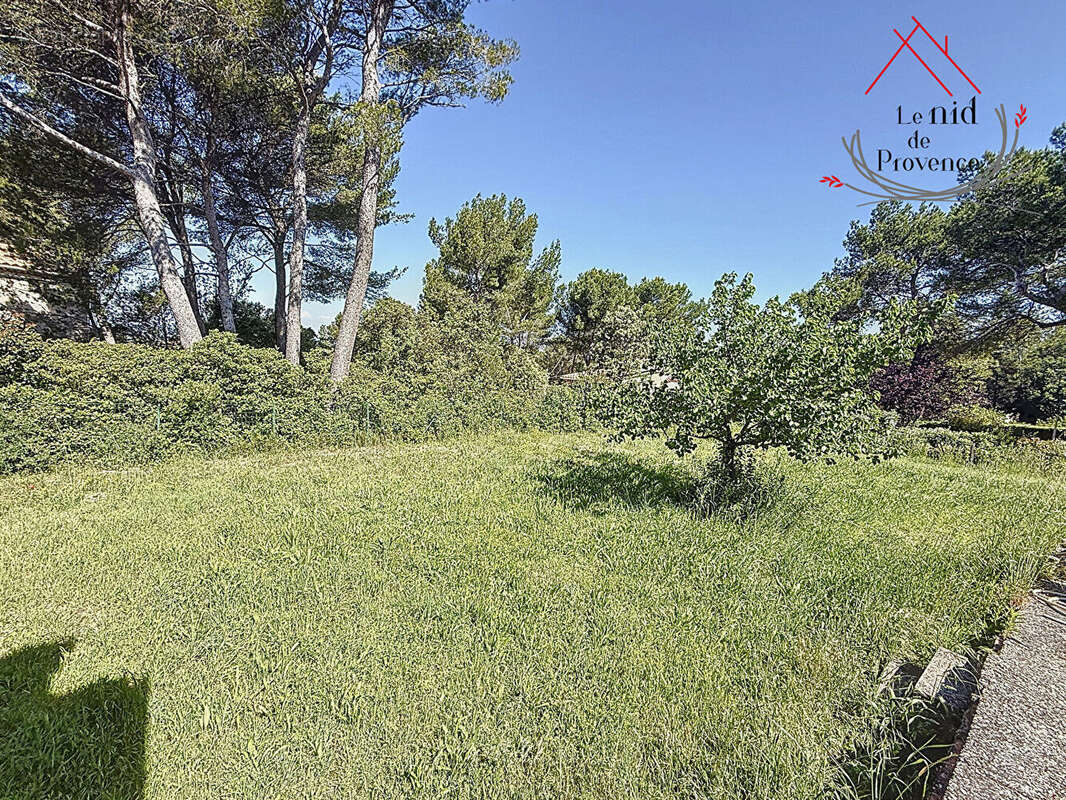 Maison à PERNES-LES-FONTAINES