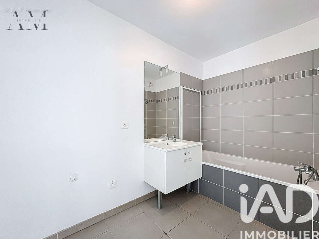 Photo 6 - Appartement à MARSEILLE-8E