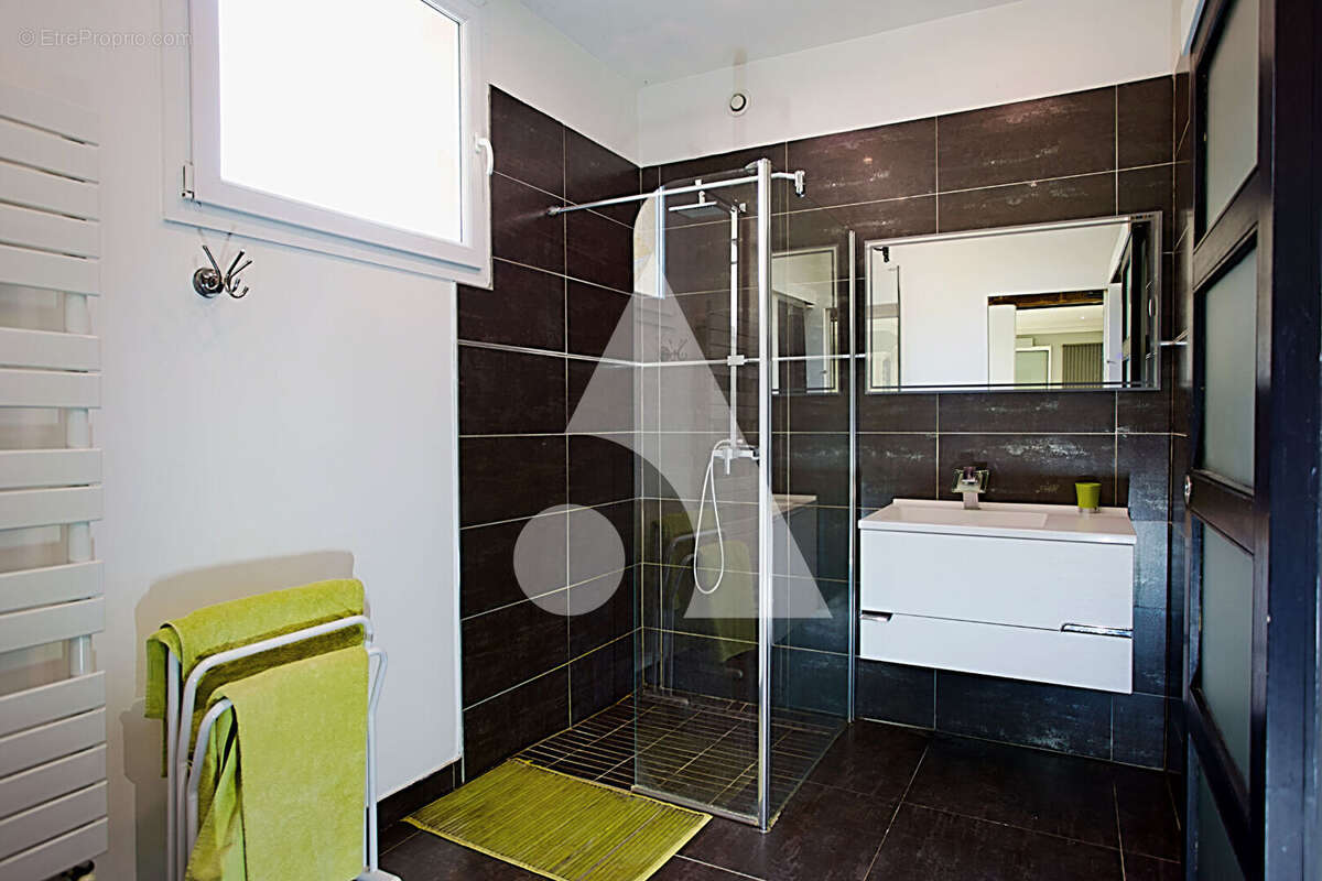 Maison à POUILLY-LE-MONIAL