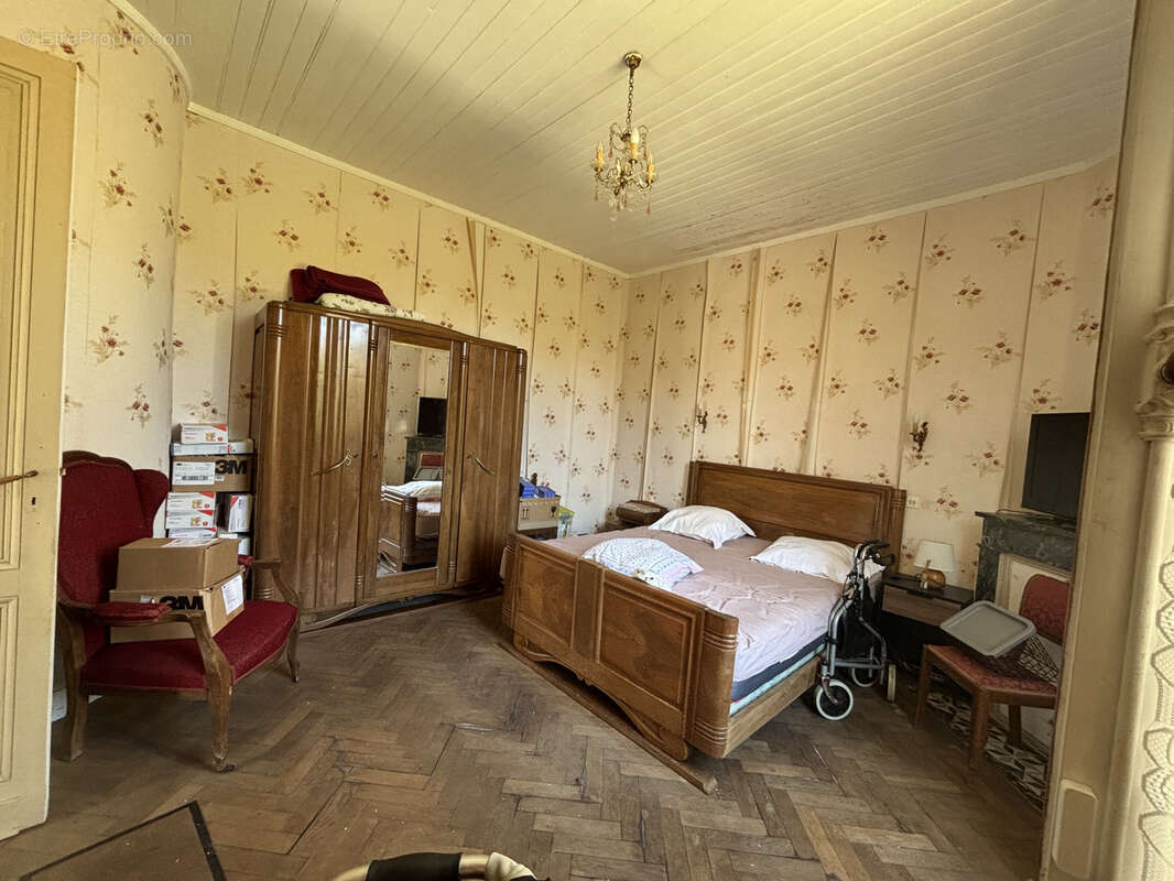 Maison à SAINT-LOUBES