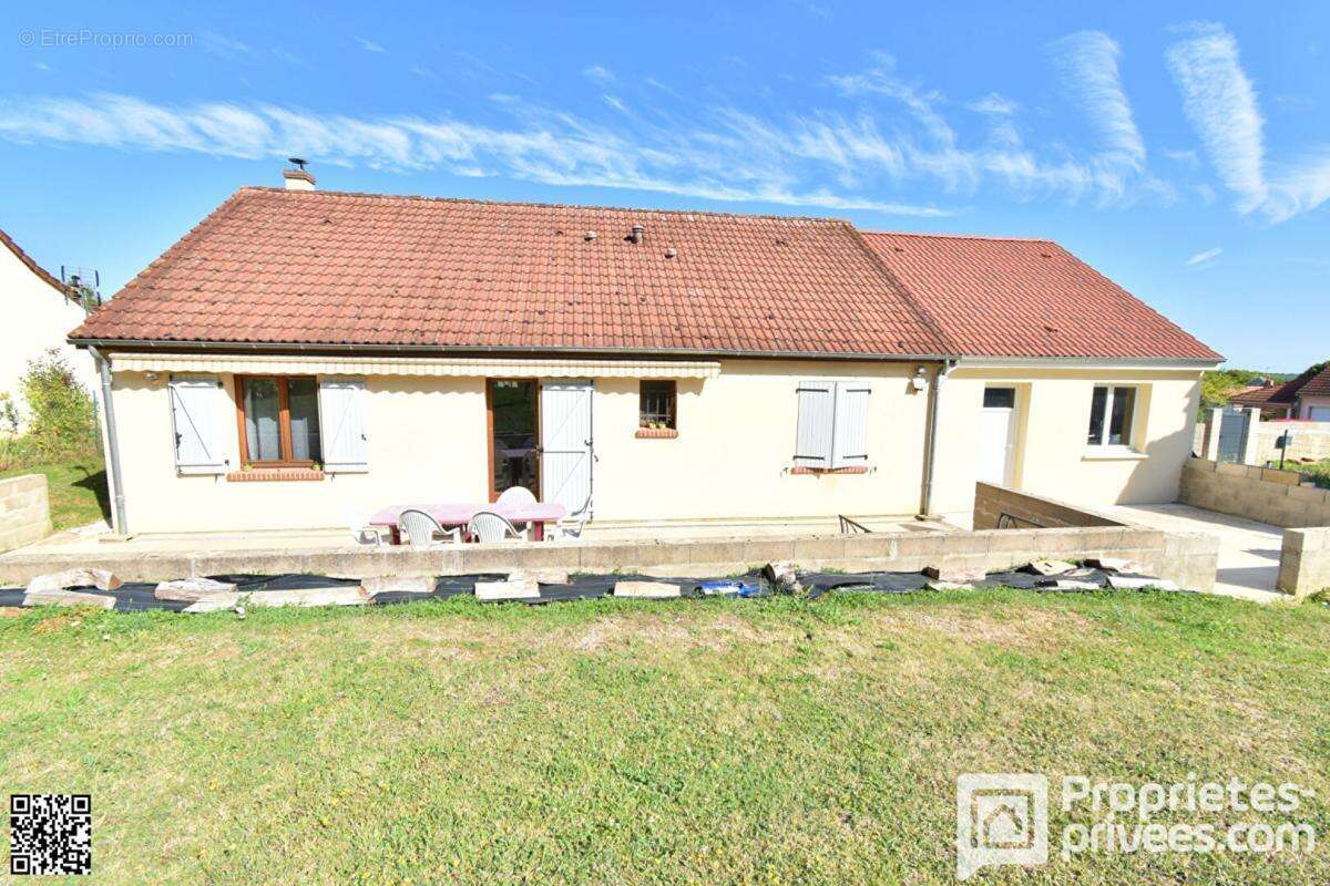 Maison à DAMPIERRE-EN-GRACAY