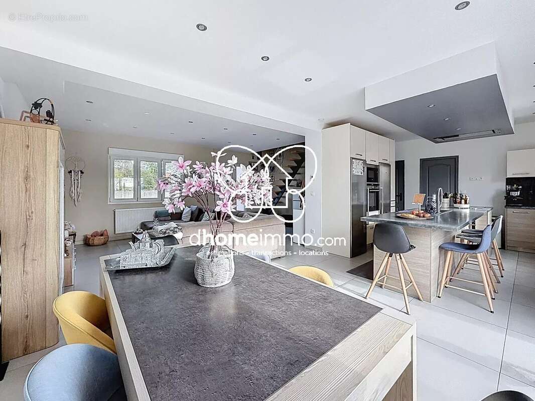 Maison à ROOST-WARENDIN