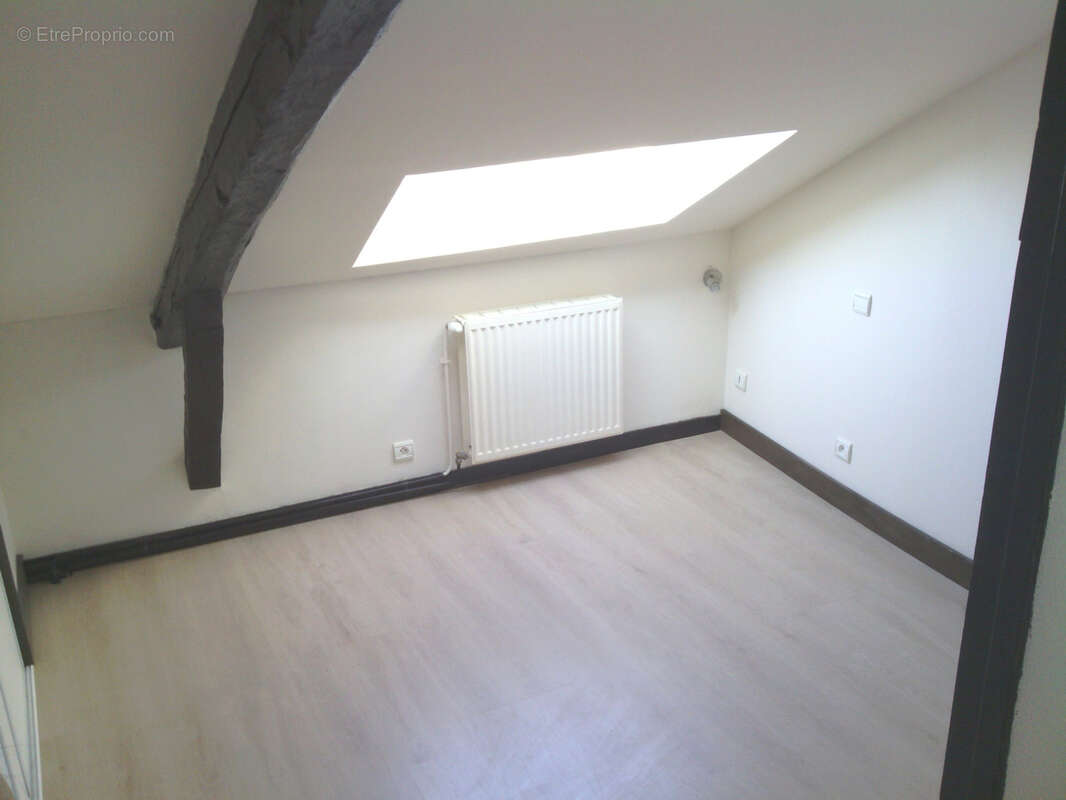 Appartement à VILLEFRANCHE-DE-ROUERGUE