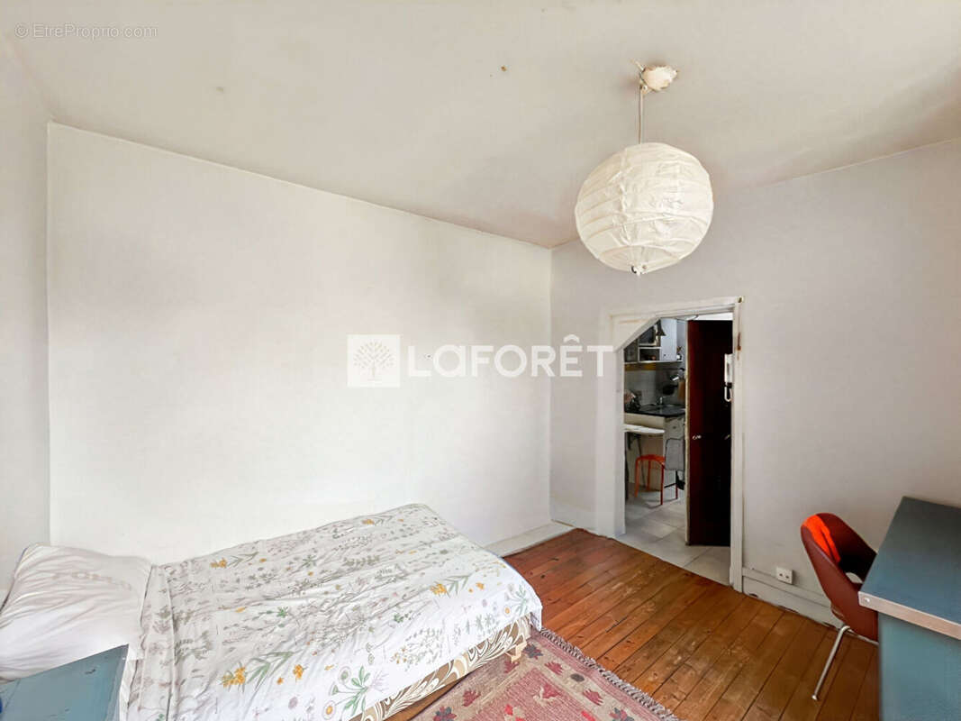 Appartement à PARIS-10E