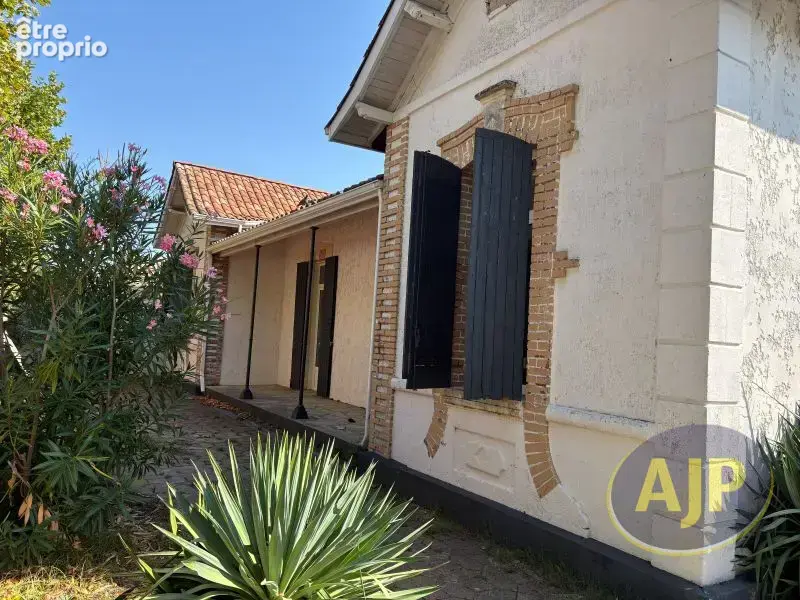 Photo Maison à Audenge au prix de 591 080€