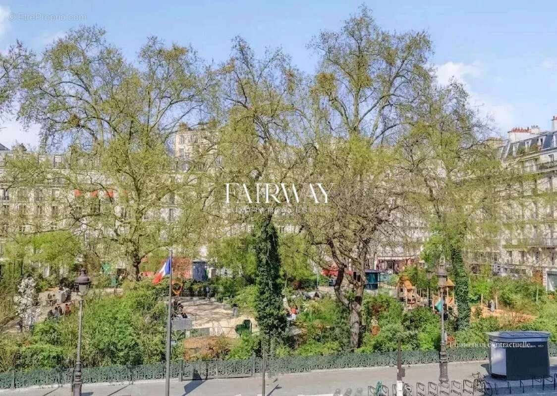 Appartement à PARIS-9E
