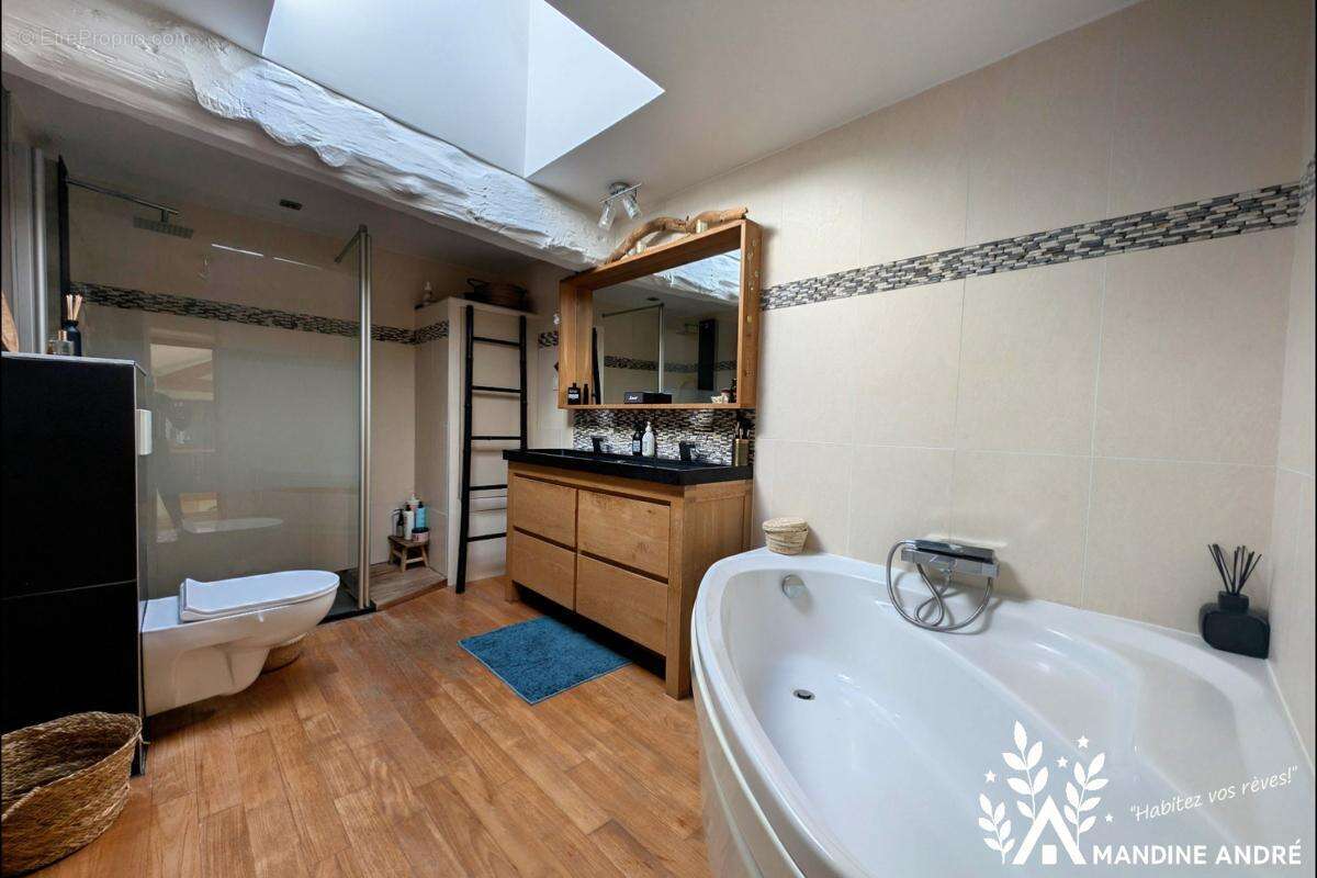 Maison 175 m² à Reyrieux  - photo 12