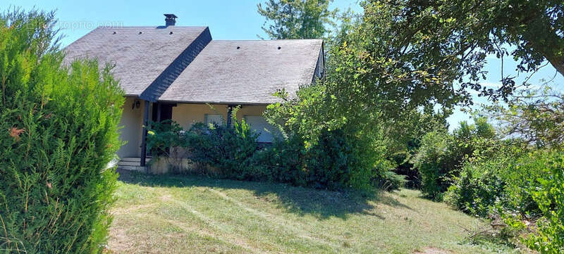  À Vendre — Pavillon lumineux 118 m²  Bléneau  - photo 2