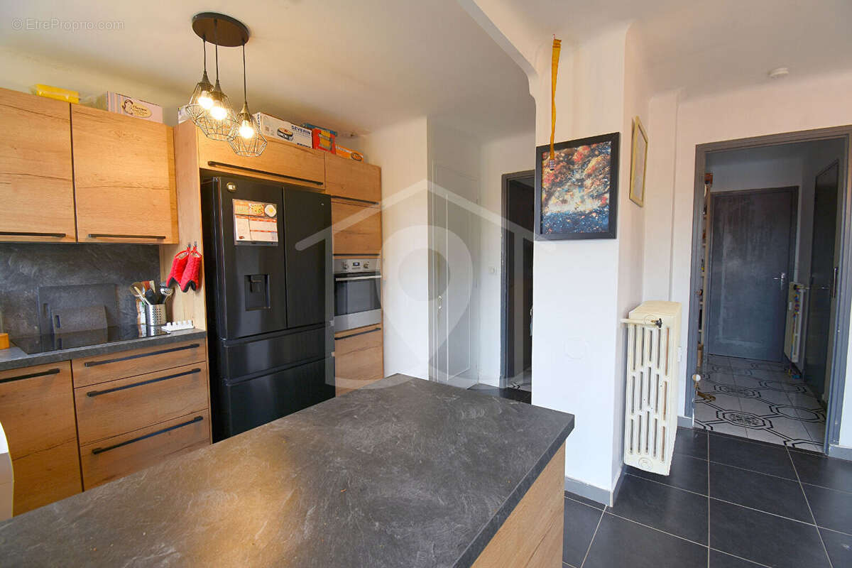 Appartement à VALLAURIS